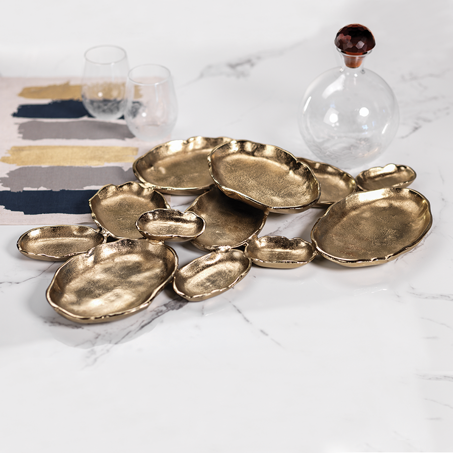 Cluster of Twelve Oval Serving Bowls