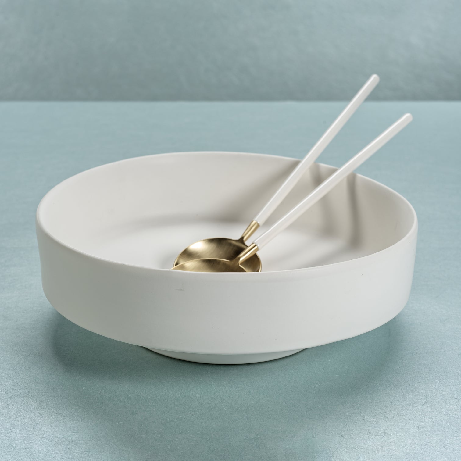 Côte d'Azur White Ceramic Centerpiece Bowl - Image 2
